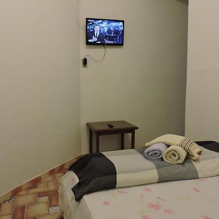 Pousada Casa Da Serra เซาโตเมตัสเลตราส ห้อง รูปภาพ