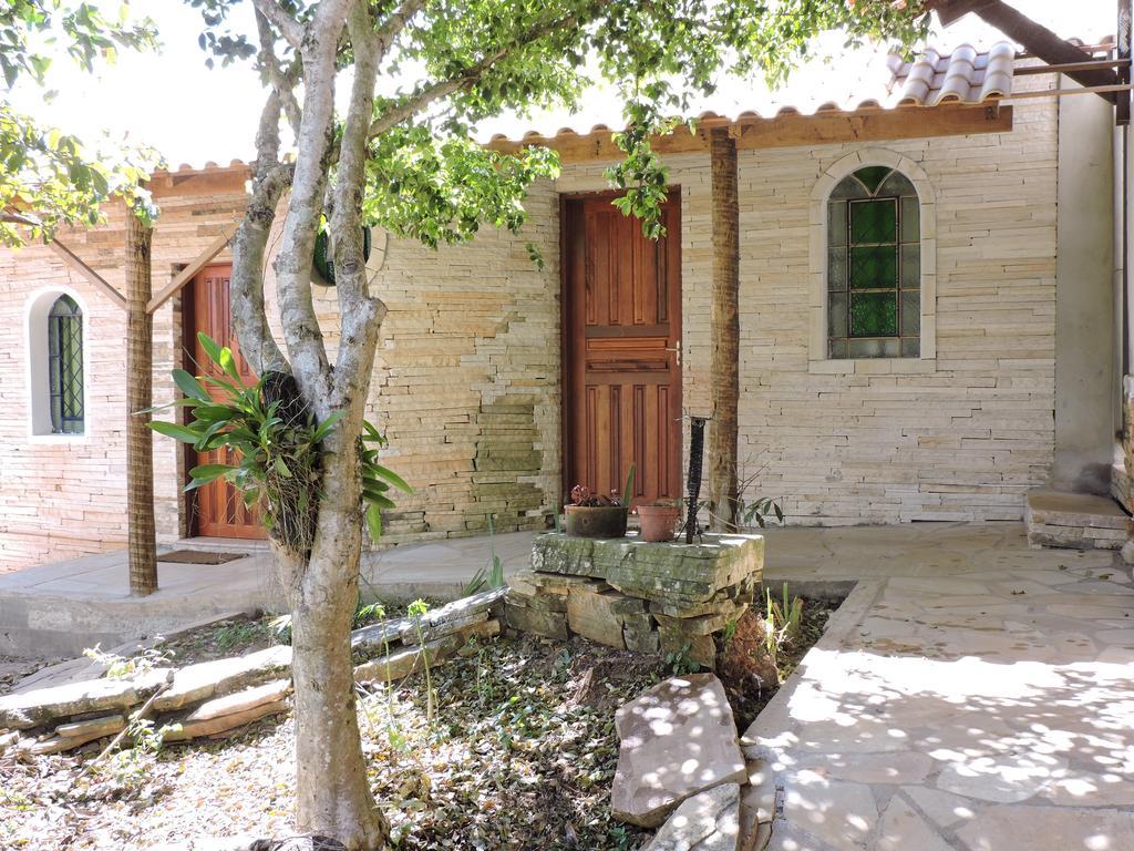 Pousada Casa Da Serra เซาโตเมตัสเลตราส ภายนอก รูปภาพ