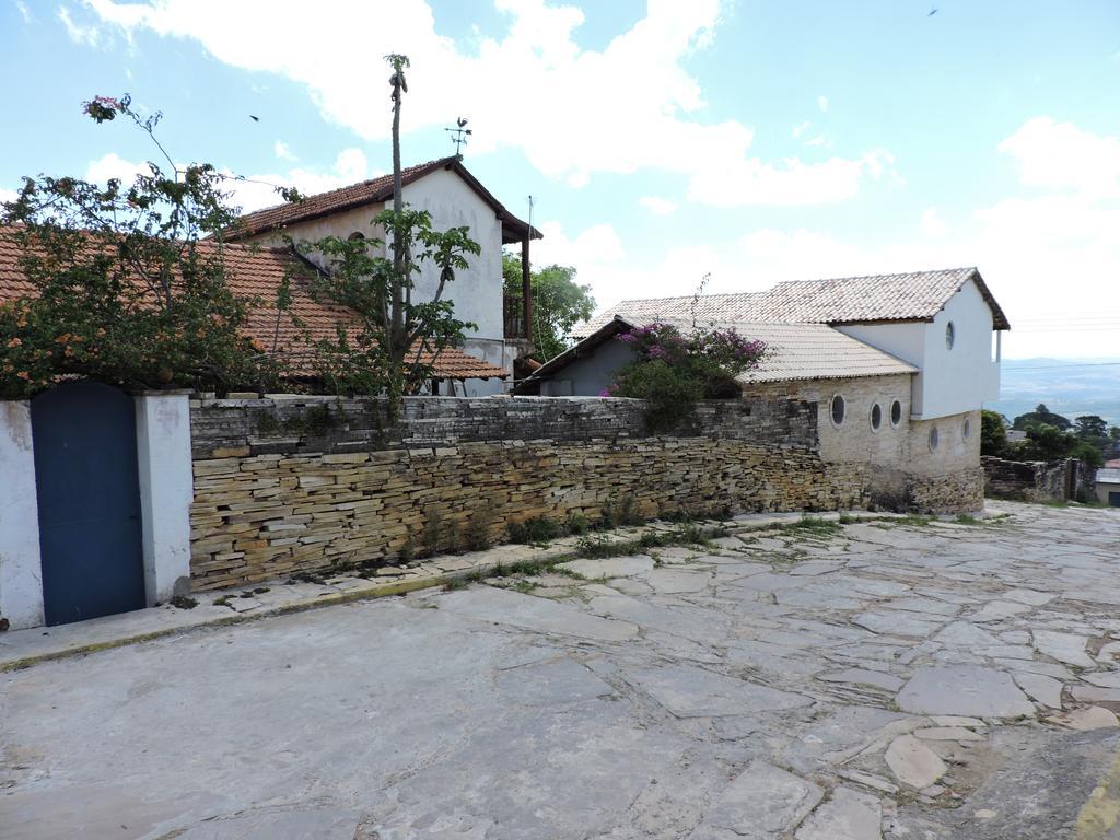 Pousada Casa Da Serra เซาโตเมตัสเลตราส ภายนอก รูปภาพ