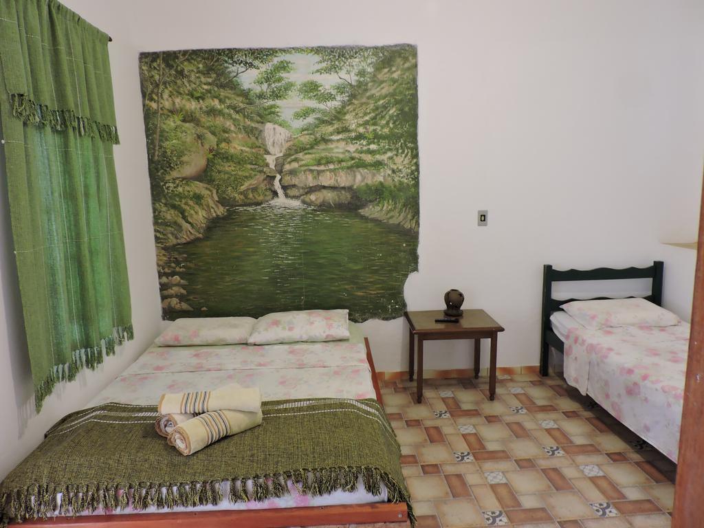 Pousada Casa Da Serra เซาโตเมตัสเลตราส ห้อง รูปภาพ