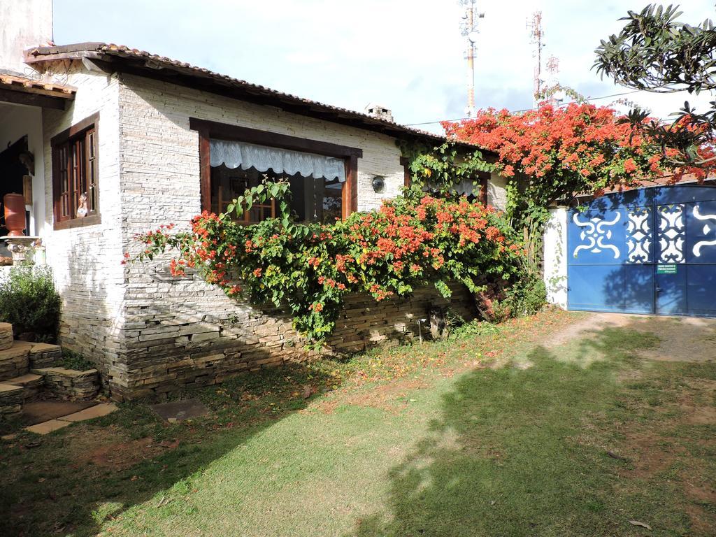 Pousada Casa Da Serra เซาโตเมตัสเลตราส ภายนอก รูปภาพ